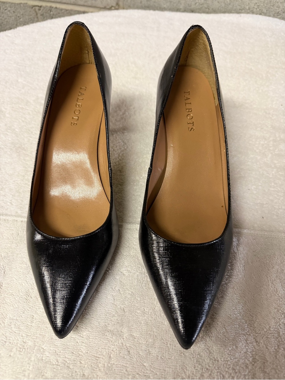 Talbots Sylvie Black Pointed-Toe Leather Pumps size 8